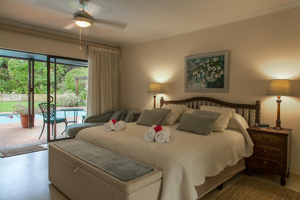 Majorca House Bed and Breakfast Somerset West Δωμάτιο φωτογραφία