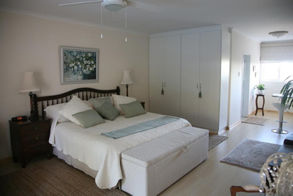 Majorca House Bed and Breakfast Somerset West Δωμάτιο φωτογραφία