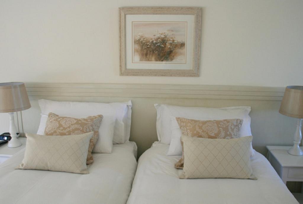 Majorca House Bed and Breakfast Somerset West Δωμάτιο φωτογραφία