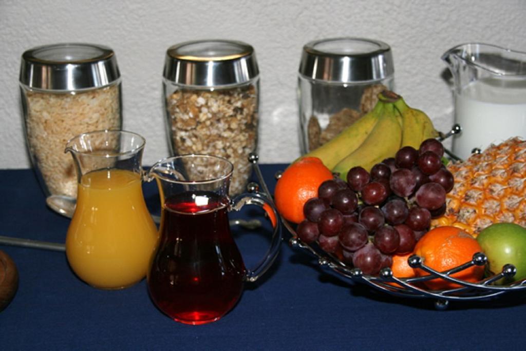 Majorca House Bed and Breakfast Somerset West Εξωτερικό φωτογραφία