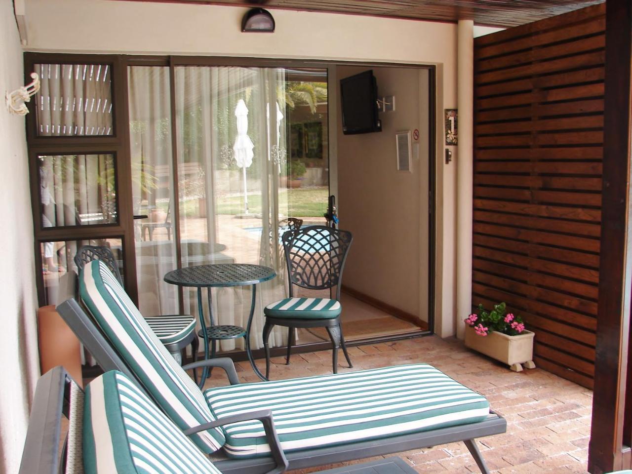 Majorca House Bed and Breakfast Somerset West Εξωτερικό φωτογραφία