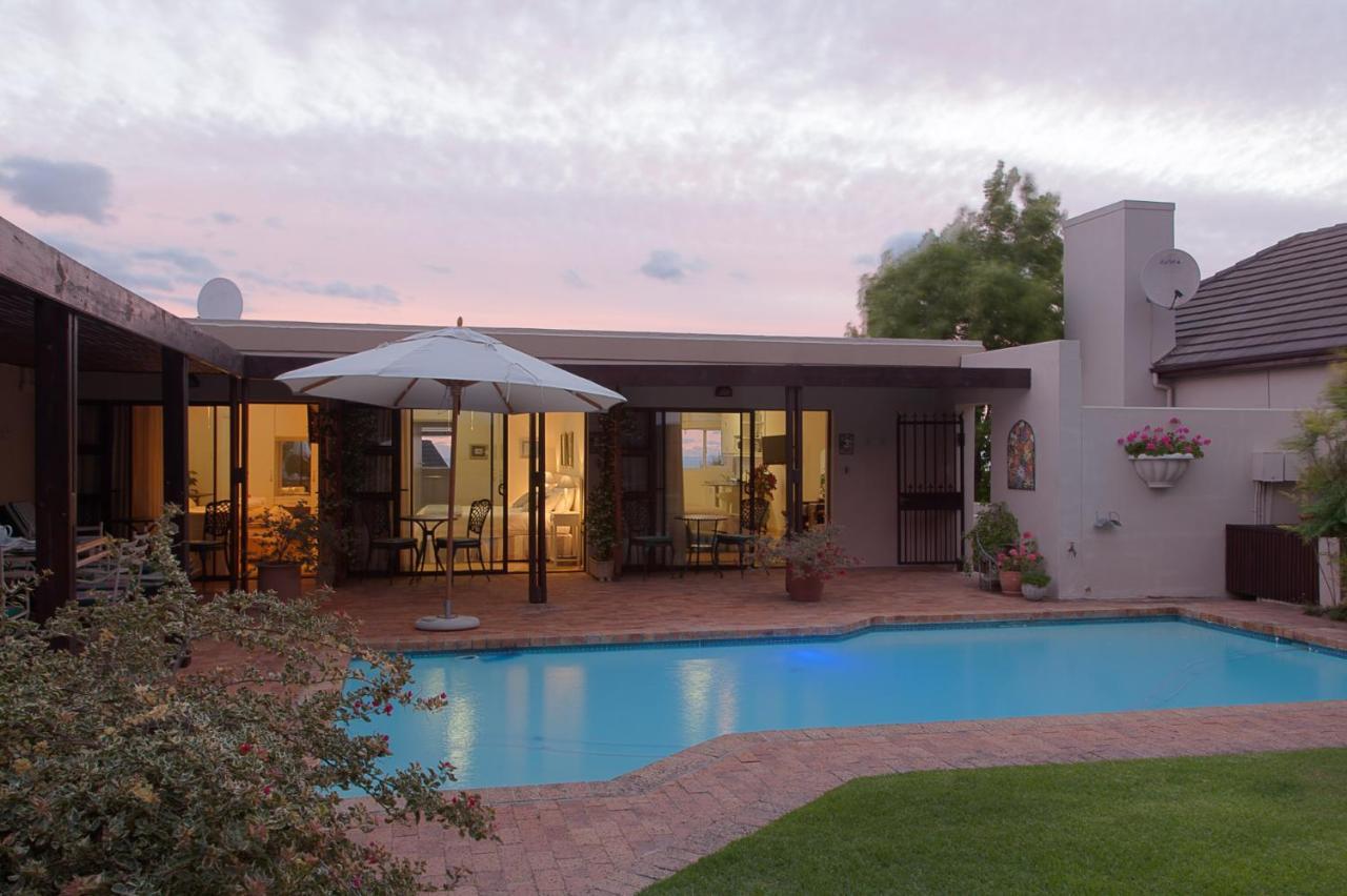 Majorca House Bed and Breakfast Somerset West Εξωτερικό φωτογραφία